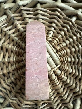 Rhodonite Point